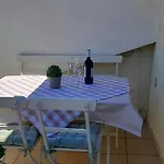 Sea View 아파트